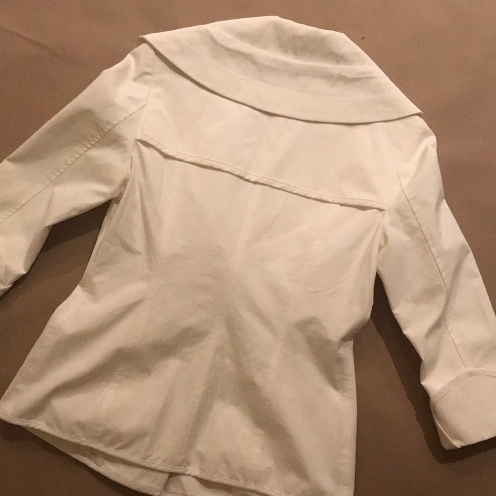 White jacket - Picture 3 of 4